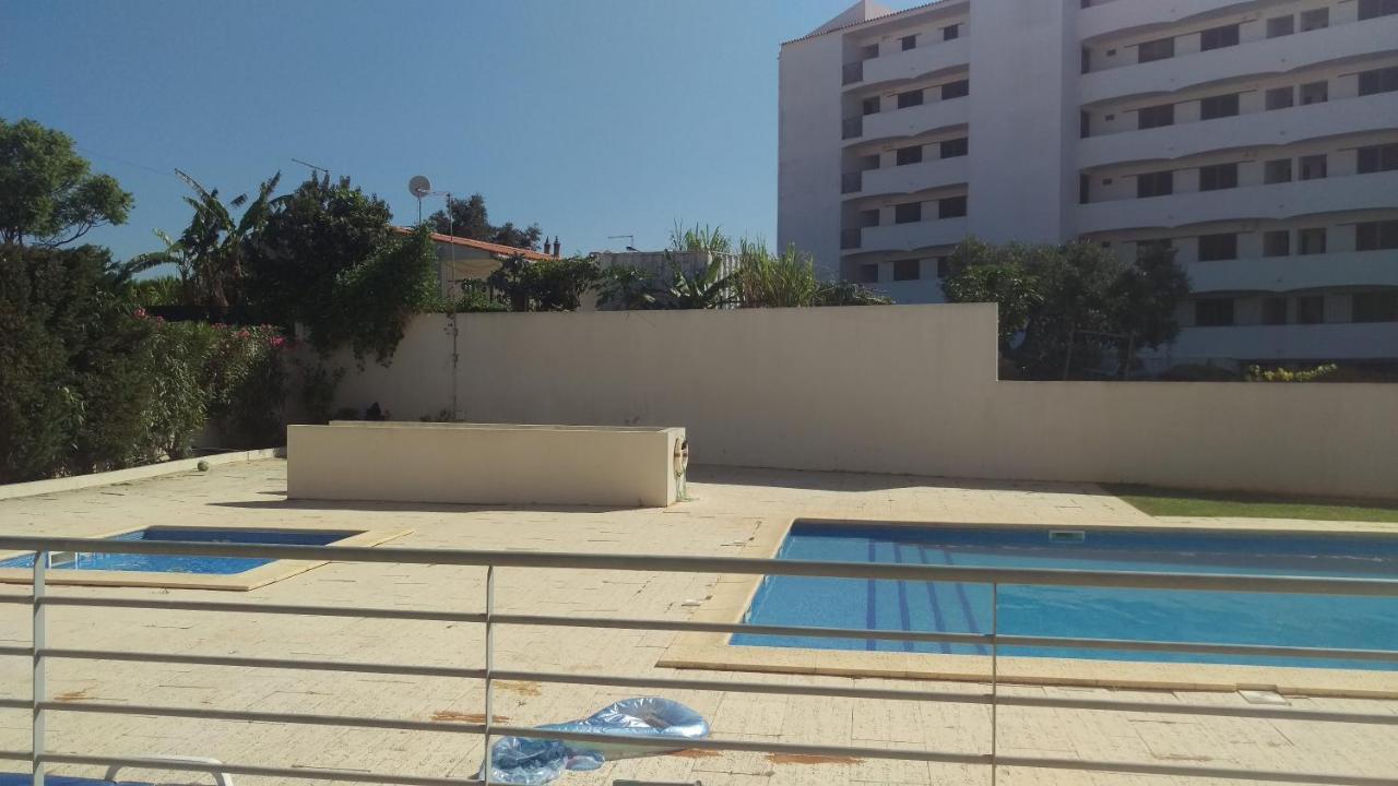 Modern 3 Bedroom Pool View. อัลบูเฟรา ภายนอก รูปภาพ